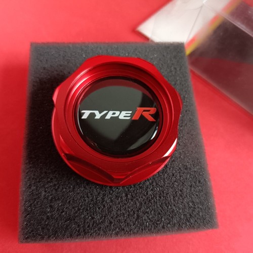 Red type engine oil - r,